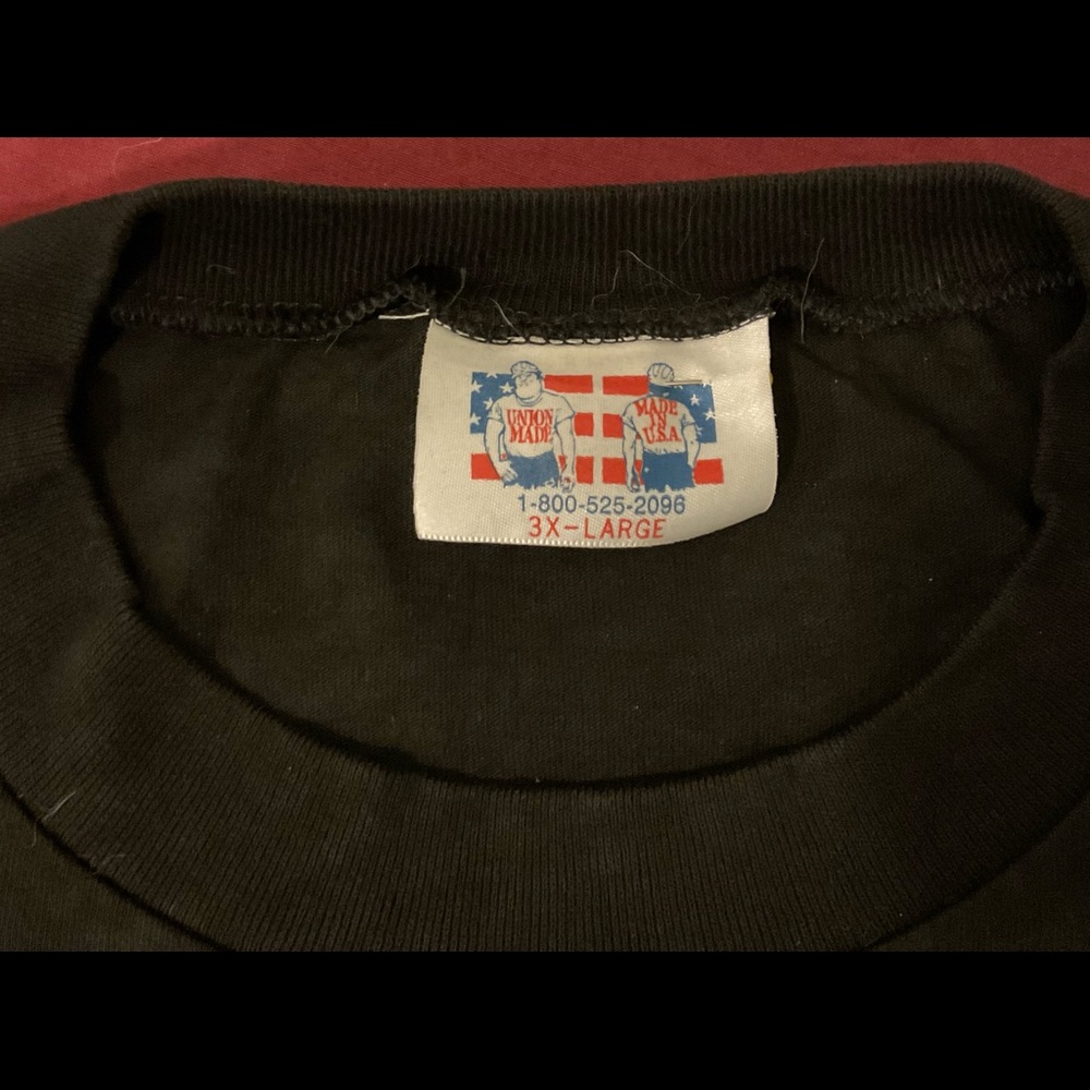 T-Shirt - Made in USA - Size 3XL.